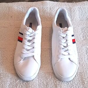 Tommy Hilfiger causal Sneakers,womens Size 10